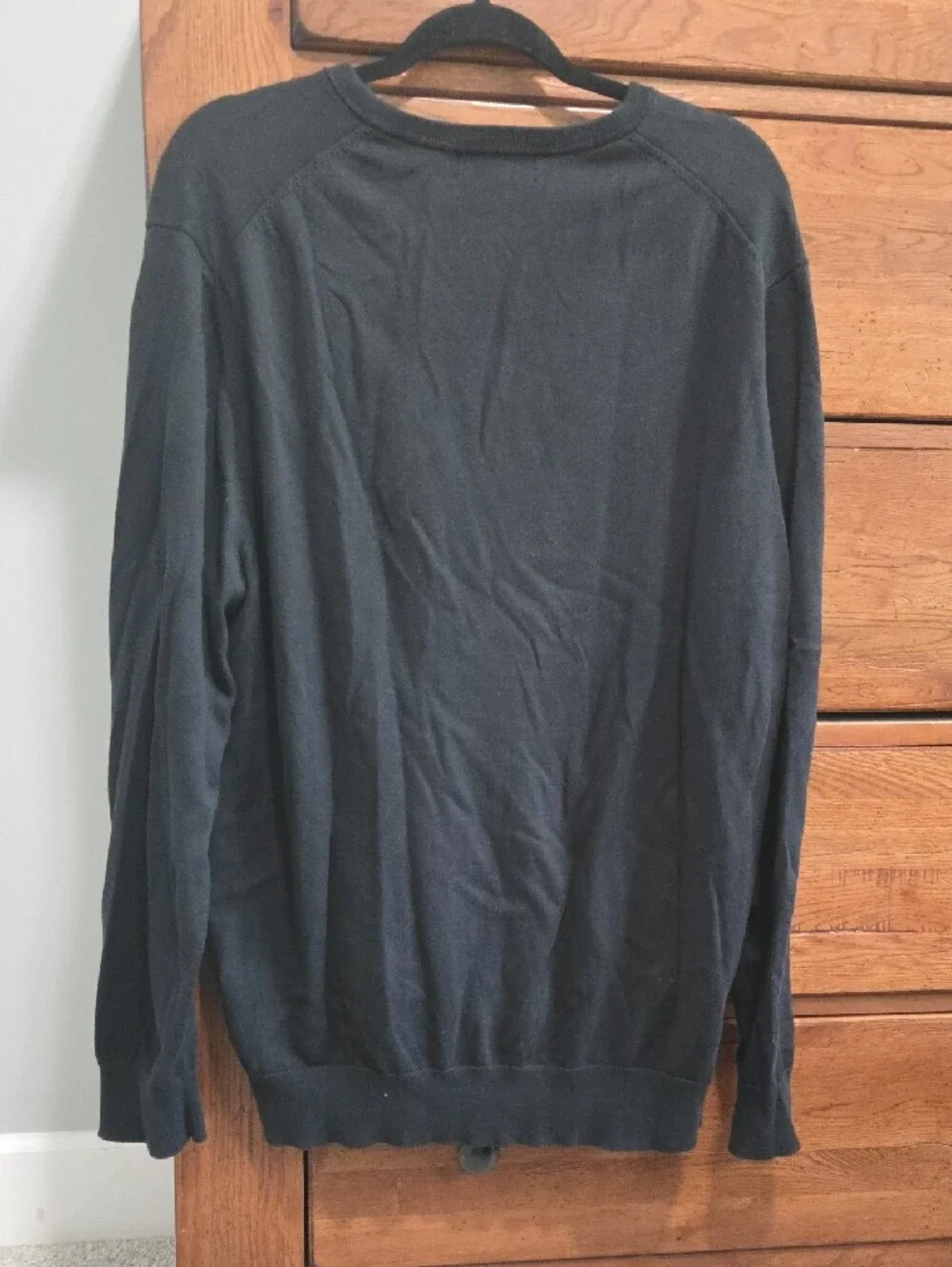 Brooks Brothers Men's V-Neck Sweater in Black